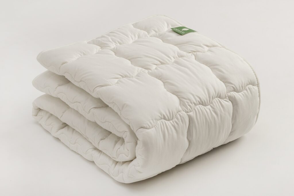 Bio Schafschurwolle Unterbett – warmes Unterbett mit 600 g/m² Merino-Schafschurwolle