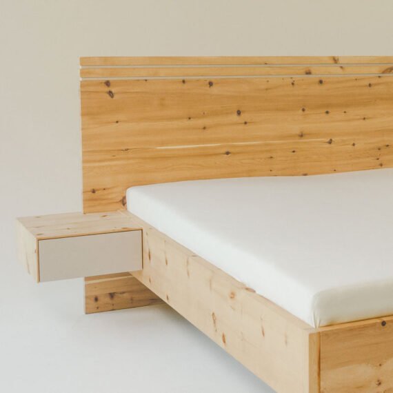 Bettrahmen Hochstadl