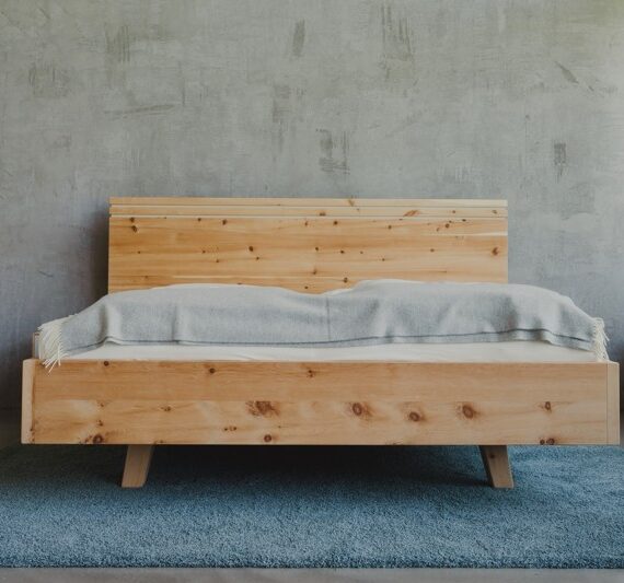 Bettrahmen Hochstadl