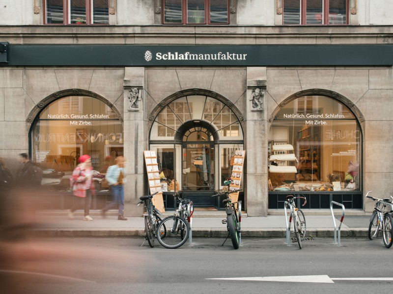 Kontakt Schlafmanufaktur Innsbruck – Eingang Maximilianstraße 1