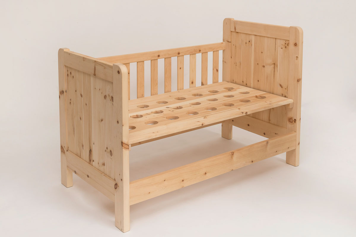 Zirbenfloh Kinderbett